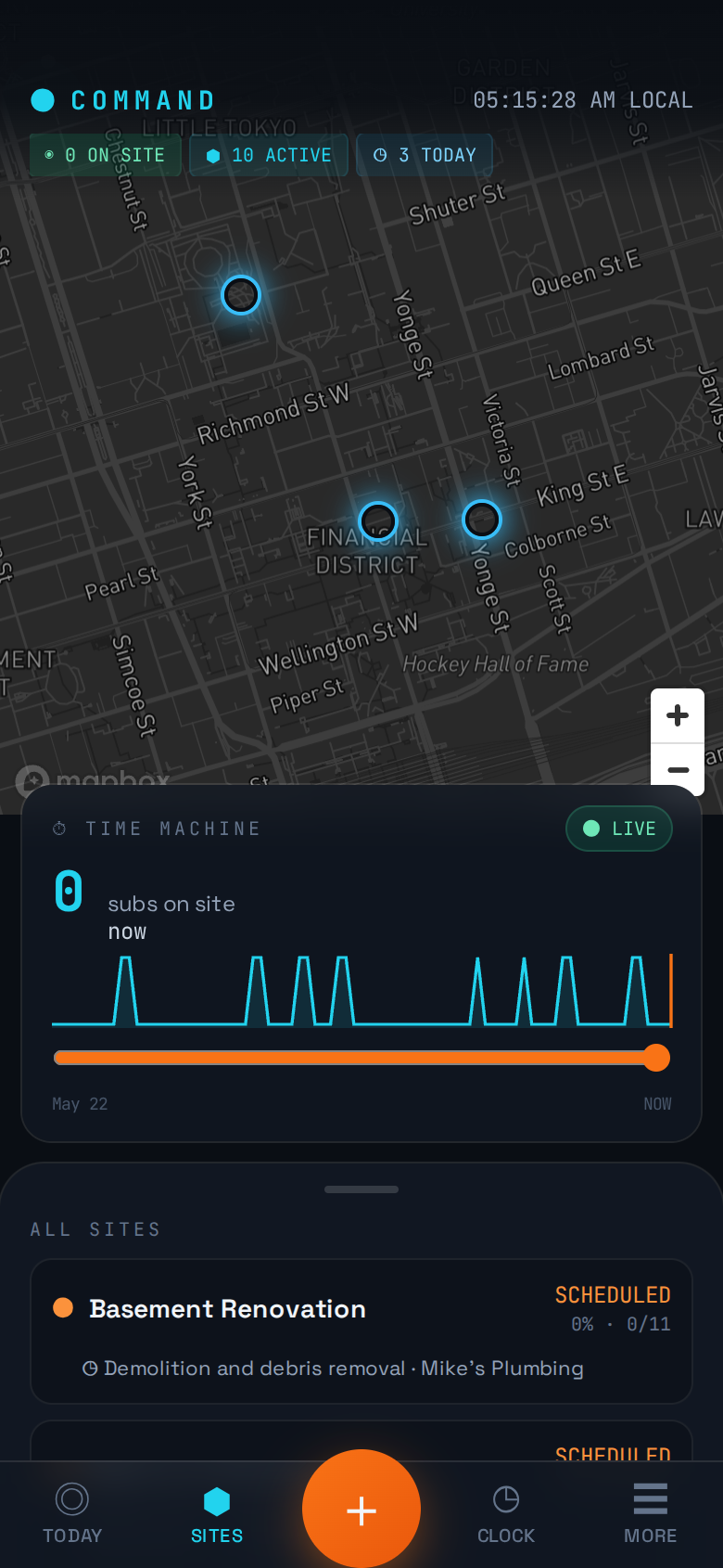 GoBuild Field — Live view: real-time map of sites and crews, time-slider history and on-site roster